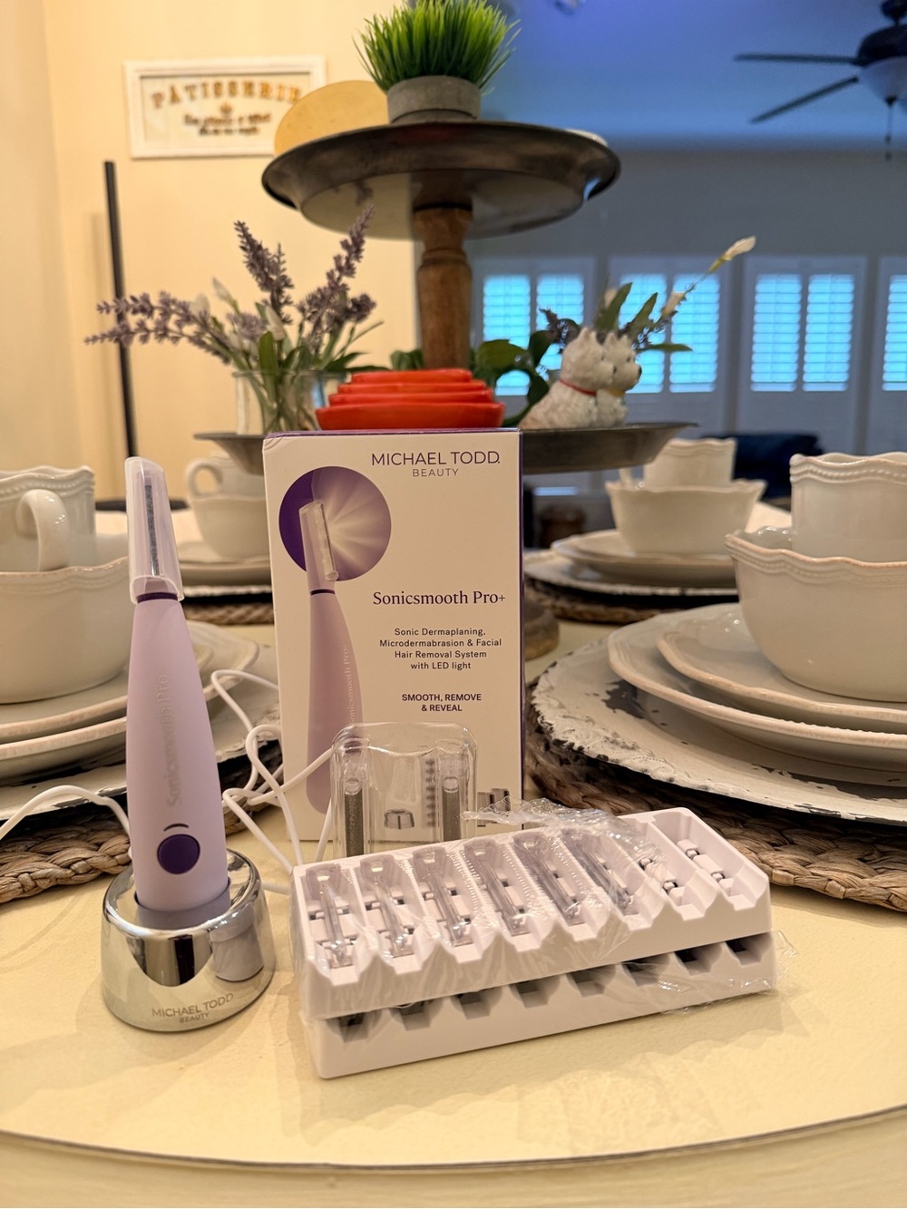 Sonicsmooth Pro+ Sonic Dermaplaning plus microdermabrasion - Lavender Lust